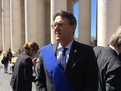 foto del Presidente nel giorno della sua visita al Santo Padre